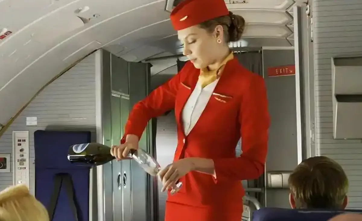 《法国空乘4》资源下载-法国空乘4全集完整版免费未删减-高清在线观看-欧美电影