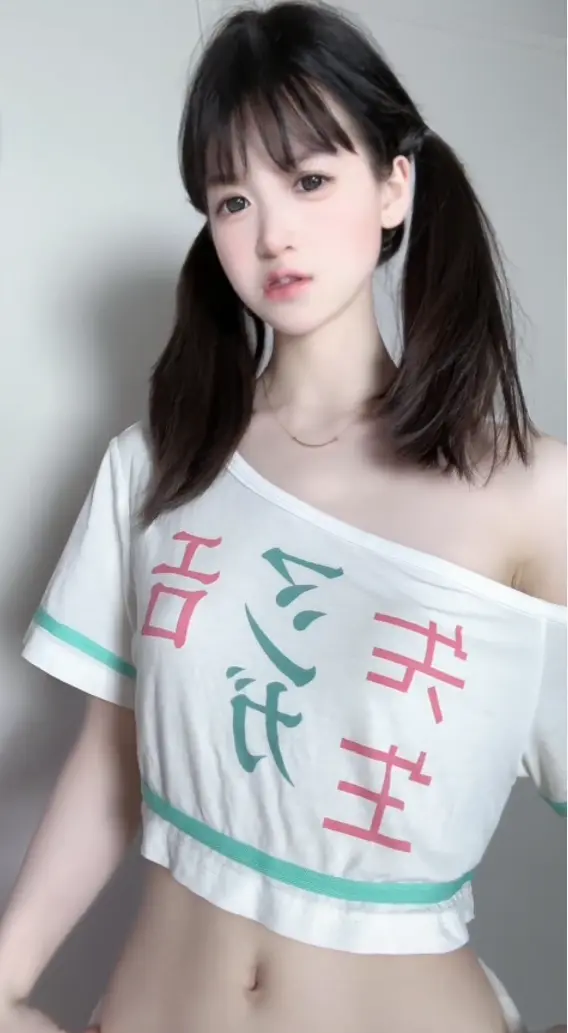 《萌小栖》萌系写真完整版-4K超清未删减-会员专属资源持续更新